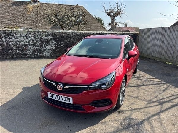 Red Used 2020 Vauxhall Astra SRi Hatchback | £11,000 (Fair price) - Image 1/1