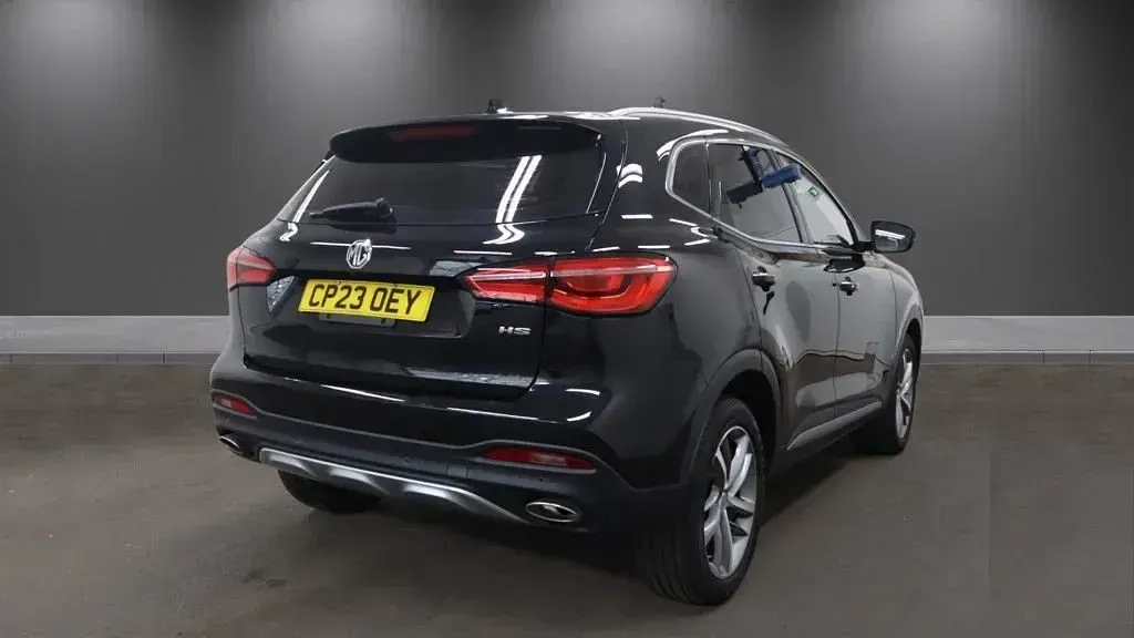 Used MG HS Excite 162 HP (119 kW) 2023 Black SUV