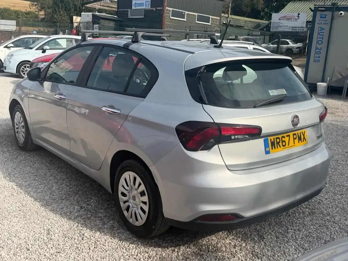 Used Fiat Tipo Easy 95 HP (69 kW) 2017 Silver Hatchback
