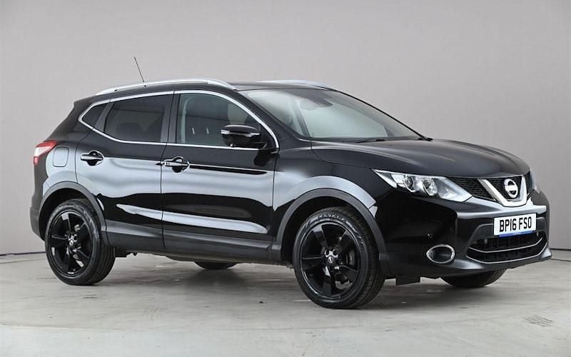 Usado Nissan Qashqai N-Connecta 110 HP (80 kW) 2016 SUV