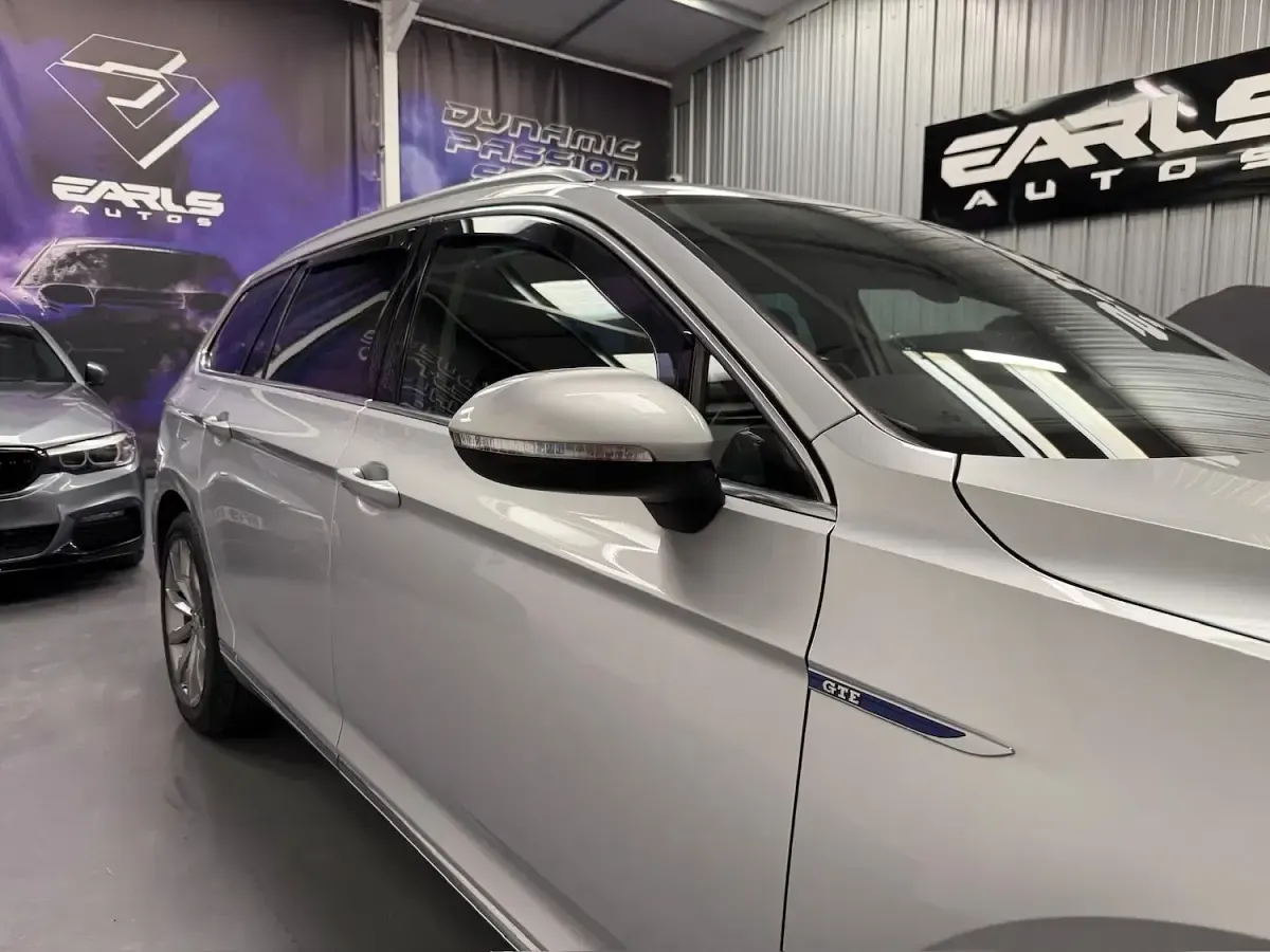 Used VW Passat Advance 218 HP (160 kW) 2019 Silver Estate