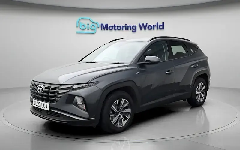 Used Hyundai Tucson SE 180 HP (132 kW) 2023 Grey SUV