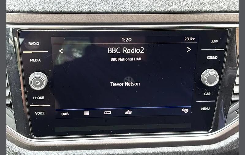 Blue Used 2018 VW T-Roc SE SUV | £13,699 (A bit pricey) - Image 1/4