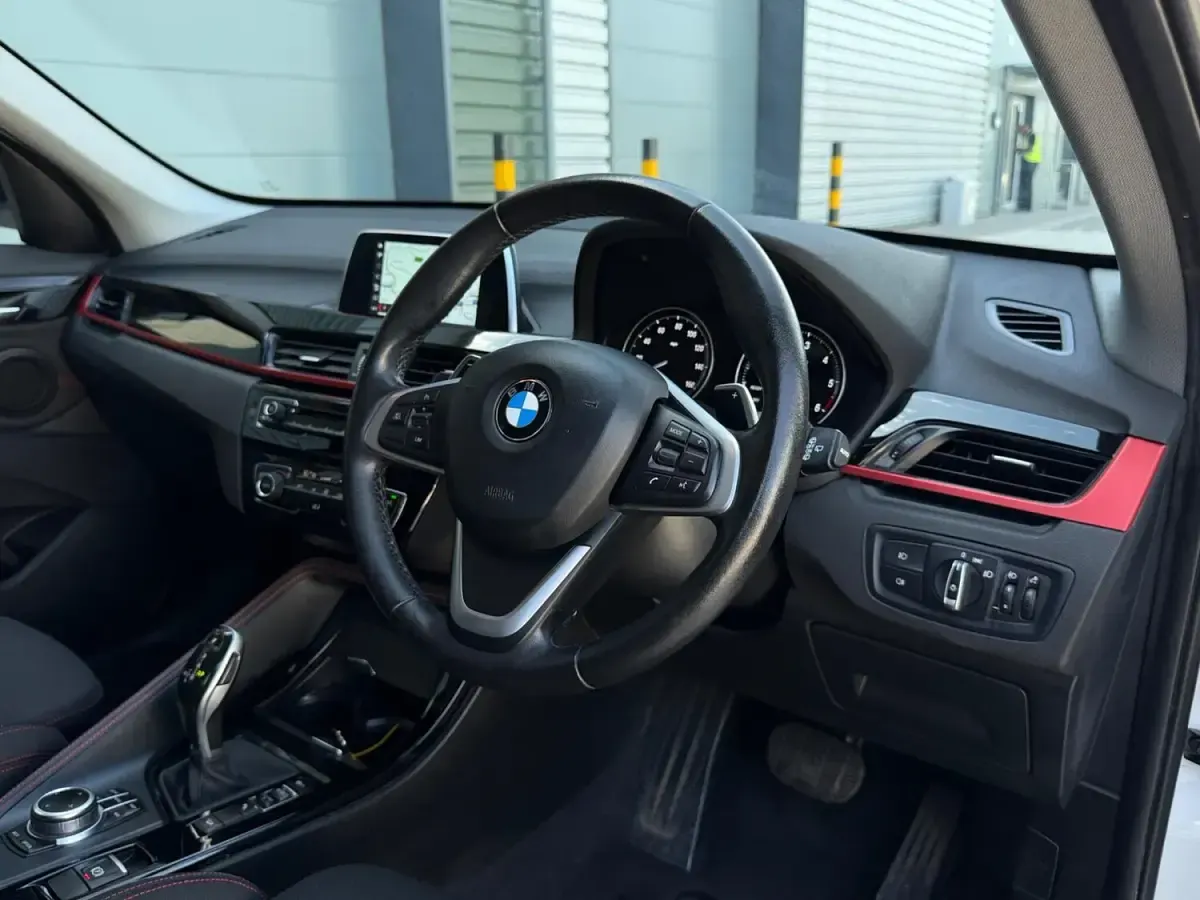 Used BMW X1 Sport Line 187 HP (137 kW) 2018 White SUV