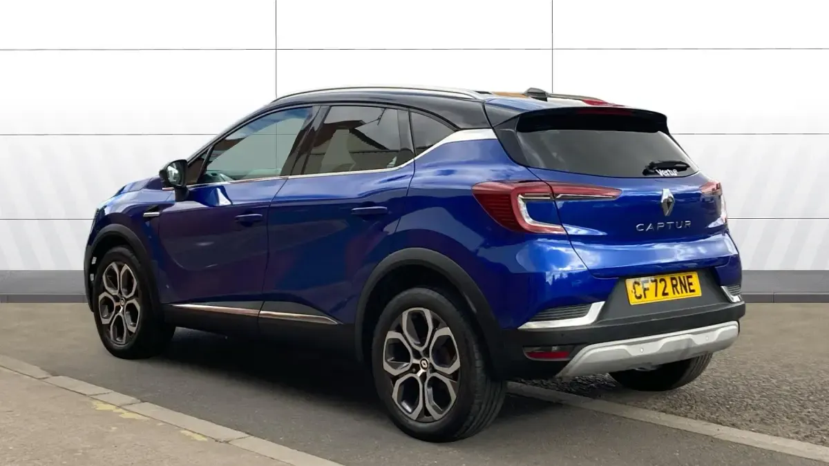 Used Renault Captur Techno 91 HP (66 kW) 2023 Blue/black SUV