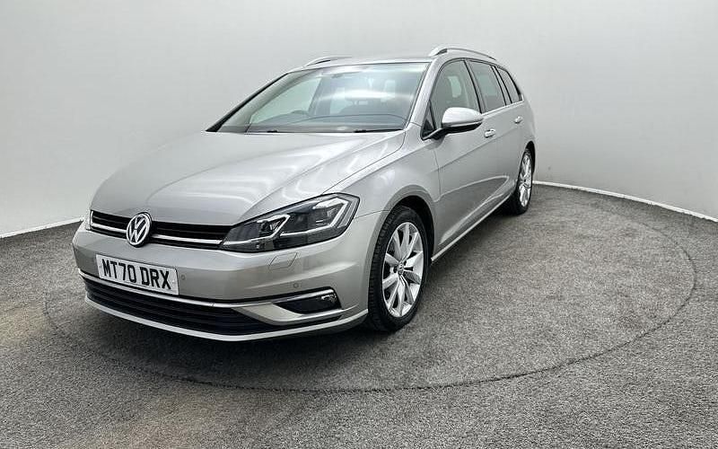 Used VW Golf VII GT 150 HP (110 kW) 2020 Tungsten silver metallic Estate