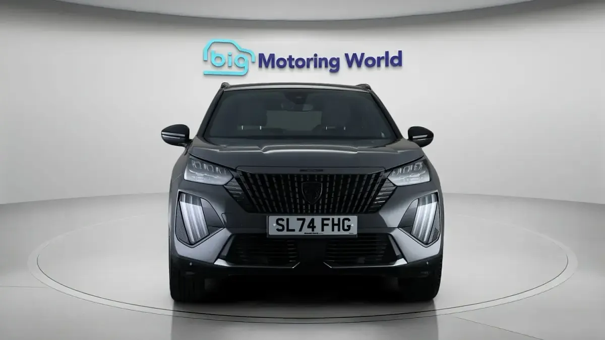 Used Peugeot 2008 GT 131 HP (96 kW) 2024 Grey SUV
