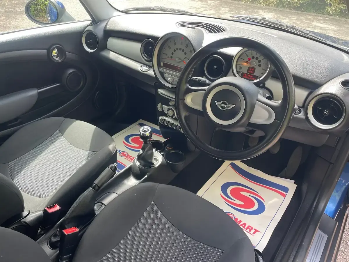 Used Mini ONE Hatch 95 HP (69 kW) 2007 Blue Hatchback