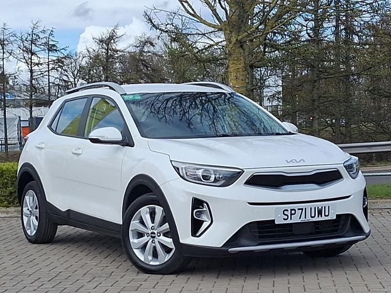 Used Kia Stonic 99 HP (72 kW) 2021 White SUV