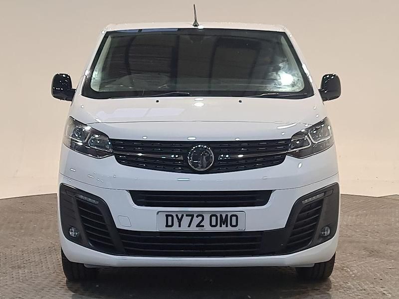 Used Vauxhall Vivaro Sportive 100 HP (73 kW) 2022 White MPV