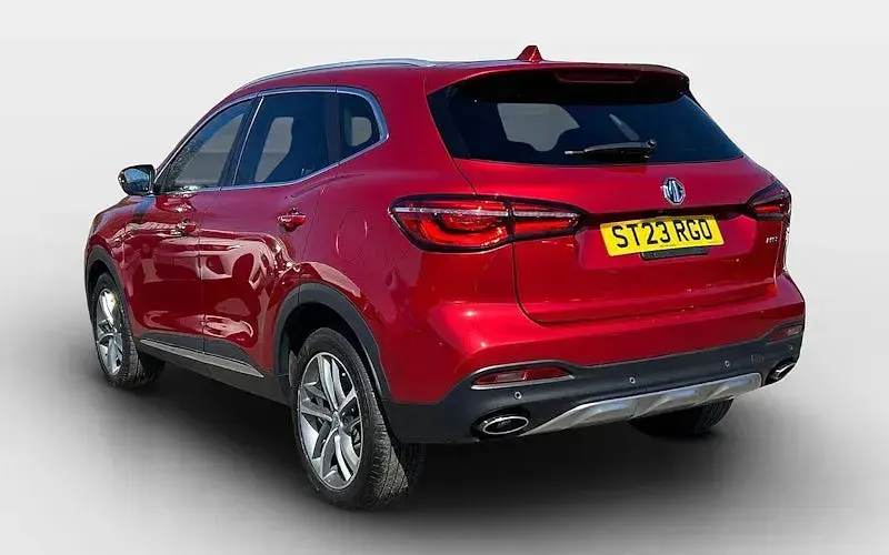 Used MG HS Exclusive 162 HP (119 kW) 2023 Red SUV