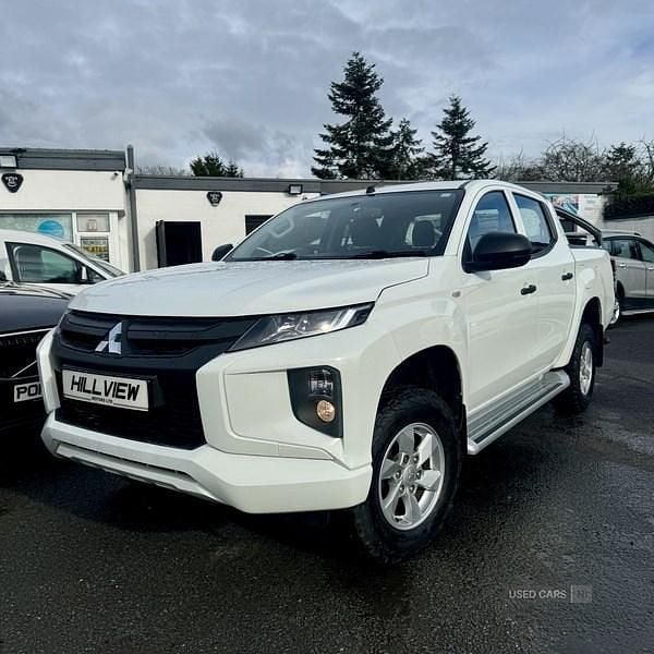 Used Mitsubishi L200 2020 White Pickup