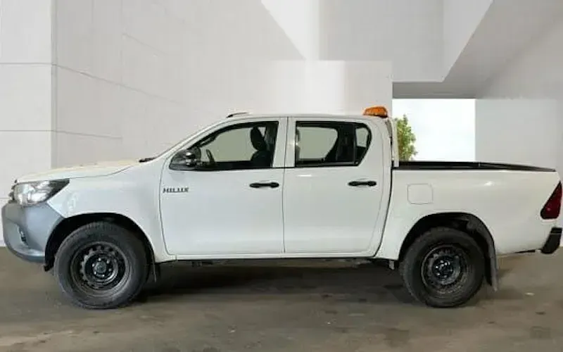 Used Toyota HiLux Active 150 HP (110 kW) 2020 Pickup