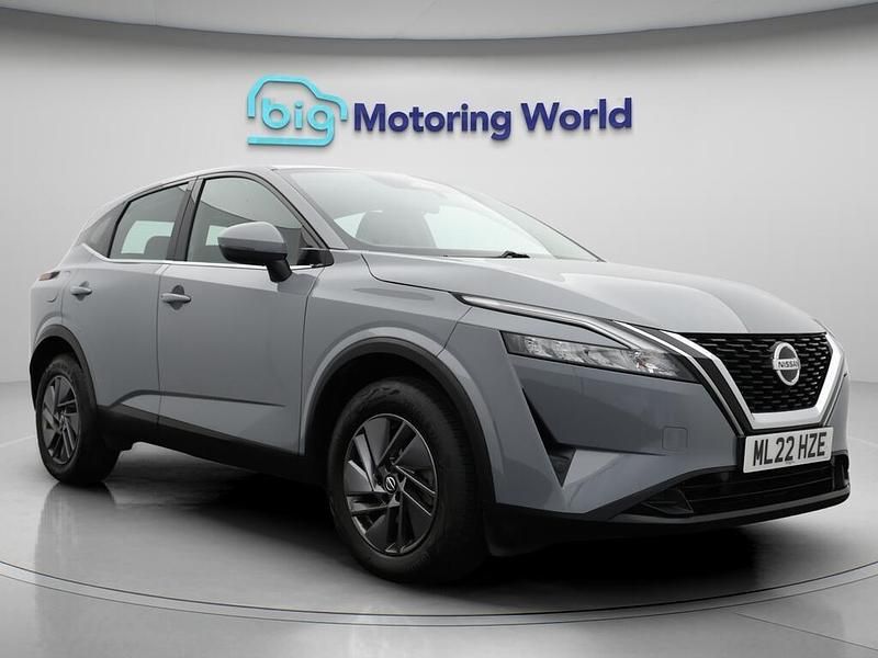 Grey Used 2022 Nissan Qashqai Acenta Premium SUV | £18,800 (Good price) - Image 1/4
