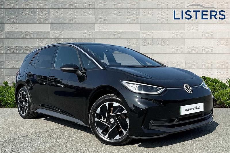 Black Used 2024 VW ID.3 Pro Hatchback | £24,390 (Fair price) - Image 1/4