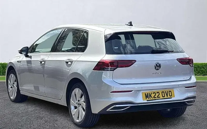 Used VW Golf VIII Style 150 HP (110 kW) 2022 Silver Hatchback