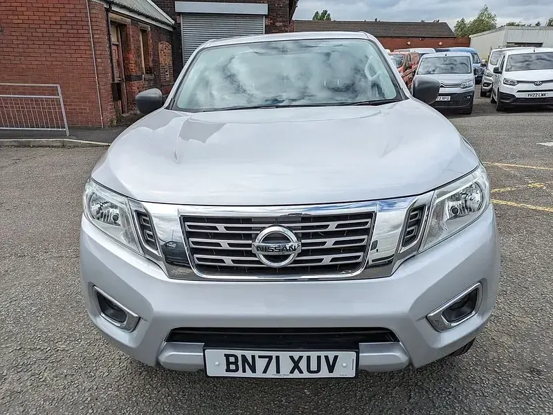 Used Nissan Navara Acenta 2021 Silver Pickup