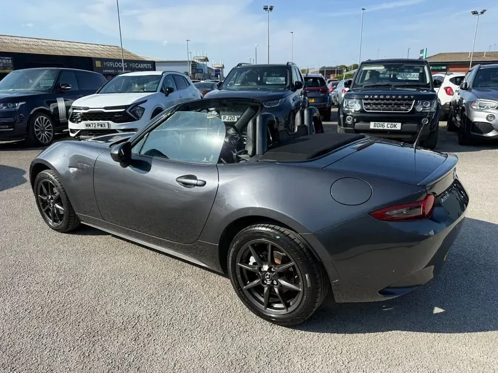 Used Mazda MX5 131 HP (96 kW) 2016 Grey Cabriolet