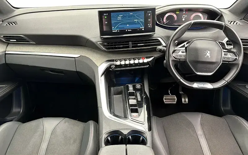 Used Peugeot 3008 GT 131 HP (96 kW) 2023 Grey SUV