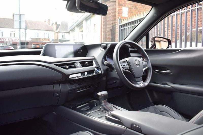 Used Lexus UX Sport Line 184 HP (135 kW) 2022 Orange SUV