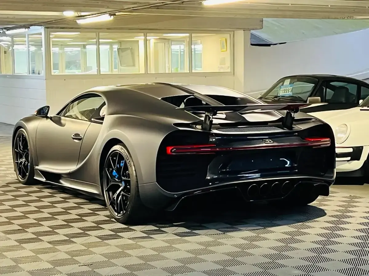 Used Bugatti Chiron 2024 Blue Coupe