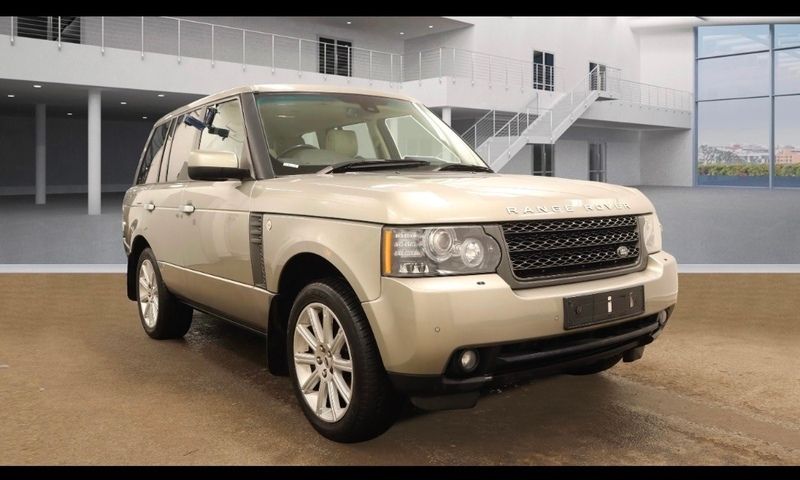 Used 2010 Land Rover Range Rover Vogue SE SUV | £16,990 - Image 1/4