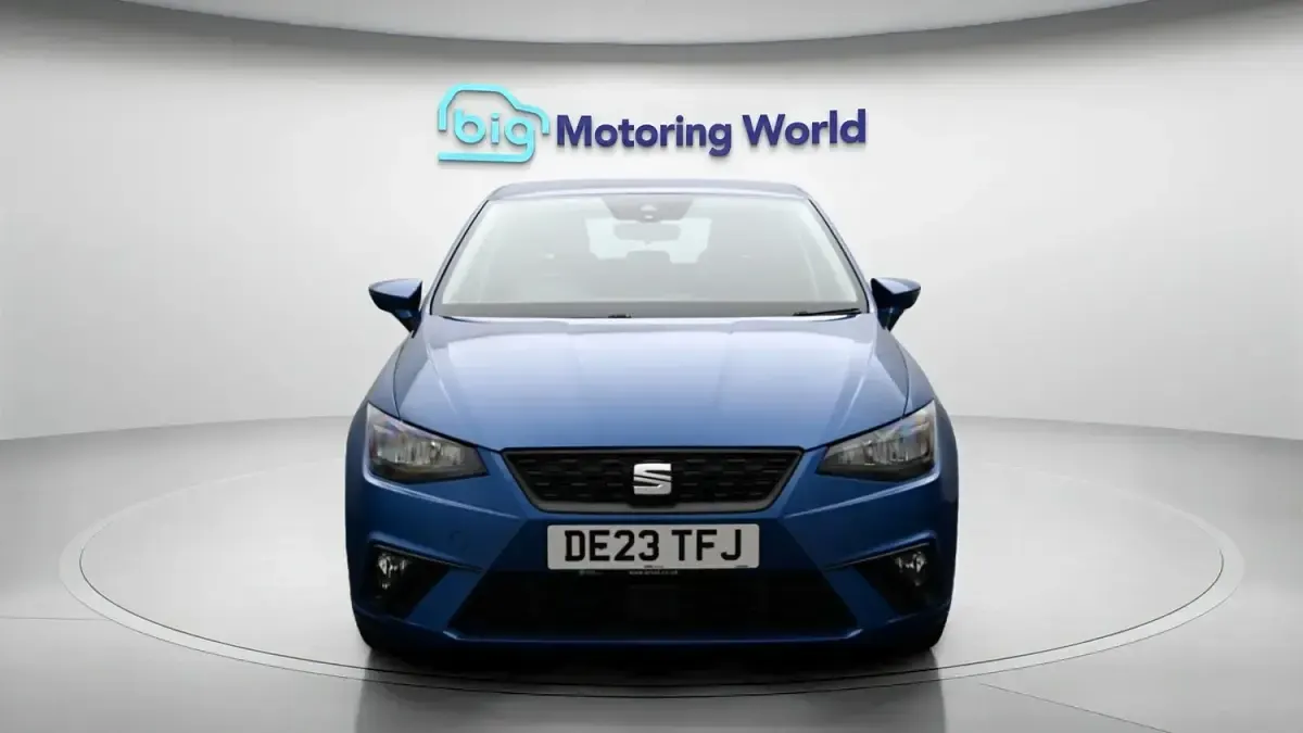Used Seat Ibiza SE Technology 95 HP (69 kW) 2023 Blue Hatchback