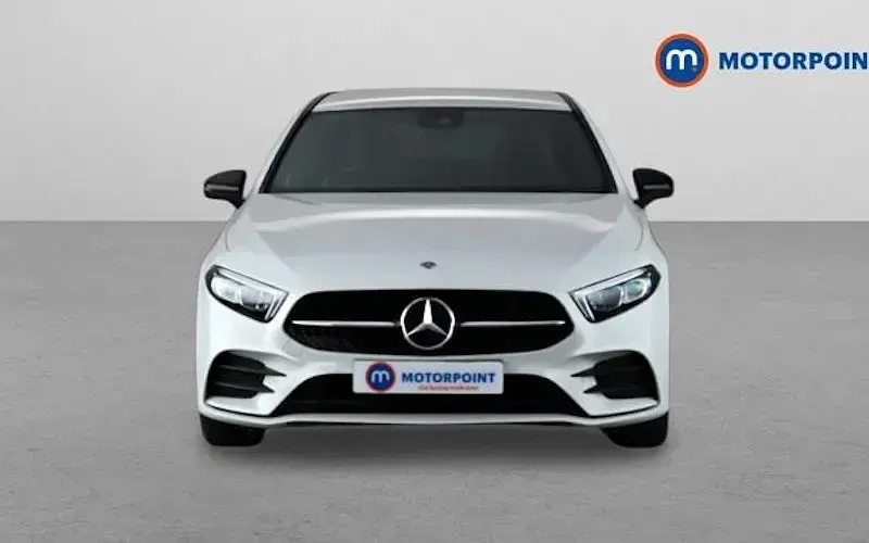 Used Mercedes A200 Executive 163 HP (119 kW) 2022 White Hatchback