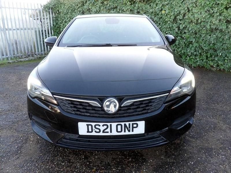 Used Vauxhall Astra Business Edition 105 HP (77 kW) 2021 Black Hatchback