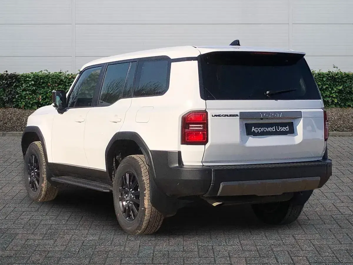 Used Toyota Land Cruiser 2025 White