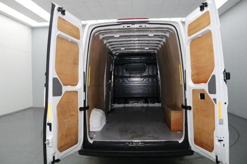 Used MAN TGE 140 HP (102 kW) 2022 White Van