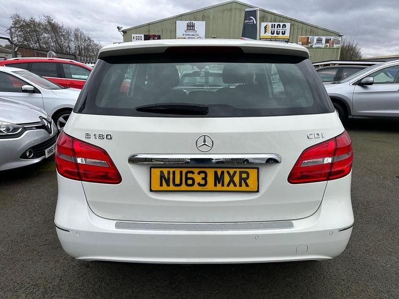 Used Mercedes B180 SE 109 HP (80 kW) 2013 White MPV