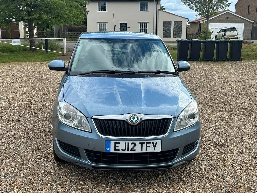 Used Skoda Fabia SE 90 HP (66 kW) 2012 Grey Hatchback