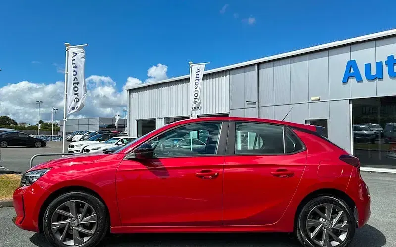 Used Vauxhall Corsa Design Edition 75 HP (55 kW) 2024 Hatchback