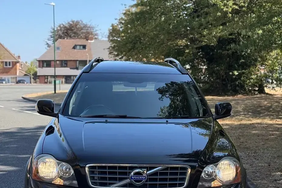 Used Volvo XC90 182 HP (133 kW) 2010 Black SUV