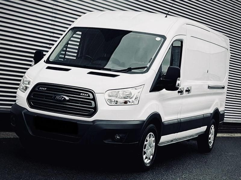 Used Ford Transit Trend 130 HP (95 kW) 2020 White Van