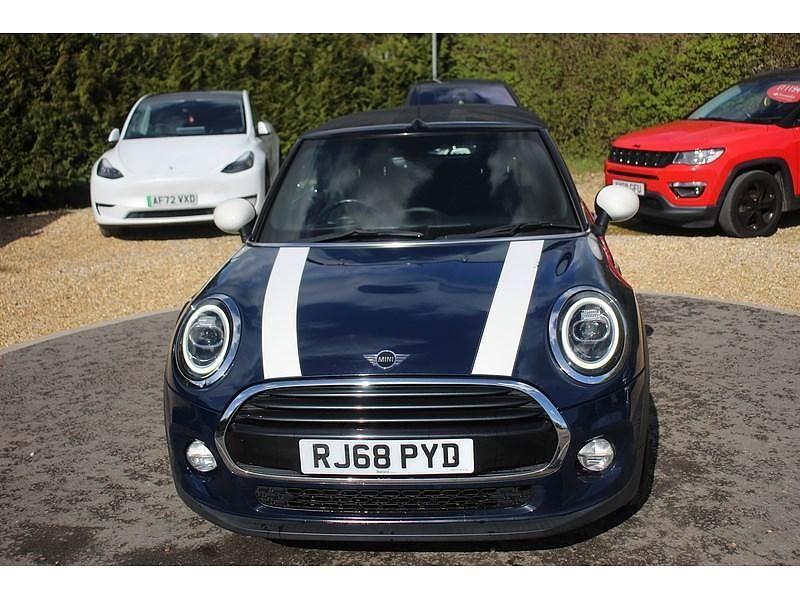 Used Mini Cooper Cabriolet 2018 Lapisluxury blue metallic Cabriolet