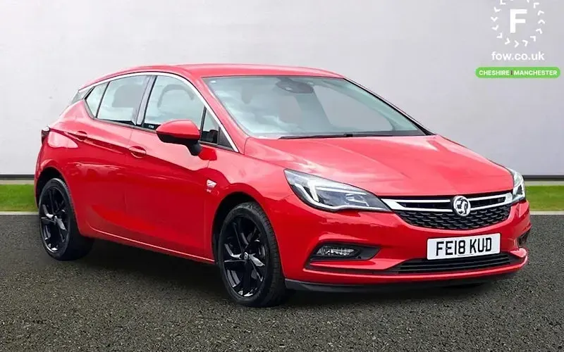 Used Vauxhall Astra SRi 105 HP (77 kW) 2018 Hatchback