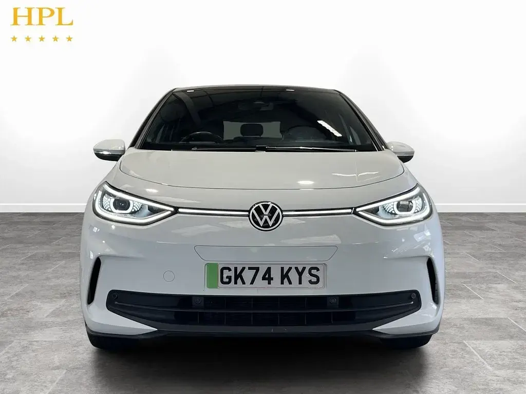 Used VW ID.3 Pro 150 kW (204 HP) 2024 White Hatchback