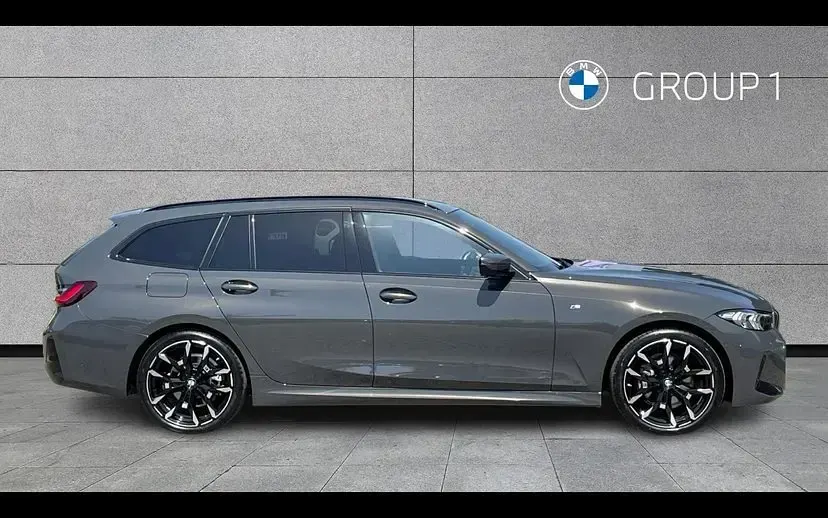 New BMW 320 M Sport 184 HP (135 kW) 2026 Grey Estate