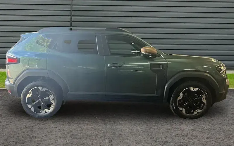 Used Dacia Duster Extreme 141 HP (103 kW) 2025 Estate