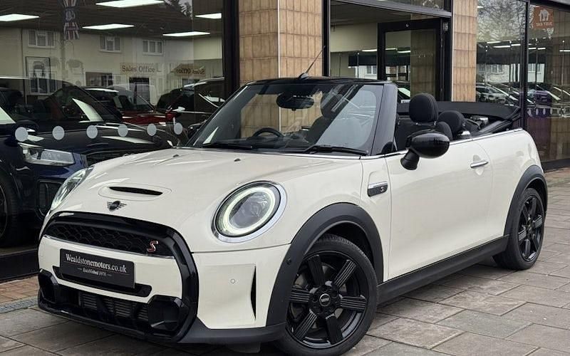 Used Mini Cooper S Cabriolet Classic 178 HP (130 kW) 2021 White Cabriolet
