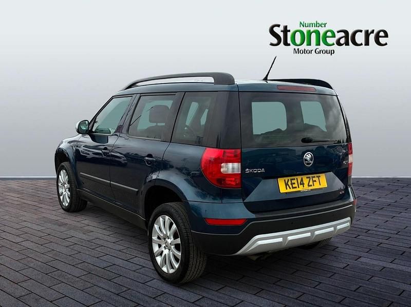 Used Skoda Yeti SE 140 HP (102 kW) 2014 Blue SUV
