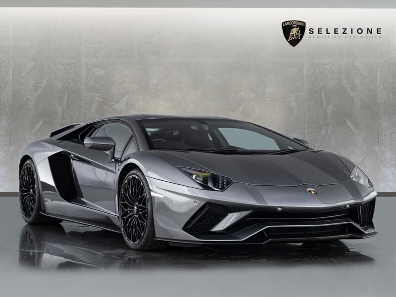 Grigio estoque Used 2017 Lamborghini Aventador Coupe | £224,950 (Super price) - Image 1/4