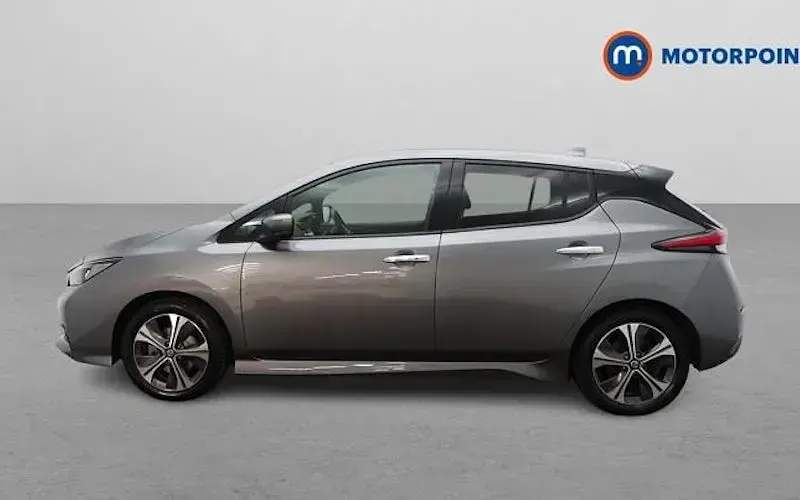 Used Nissan Leaf Tekna 110 kW (150 HP) 2021 Grey Hatchback