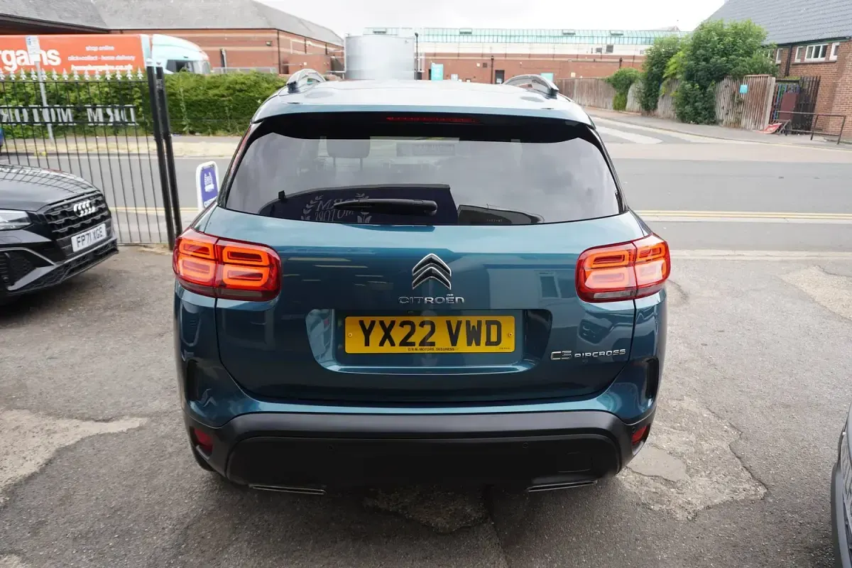 Used Citroën C5 Shine 2022 Blue Hatchback