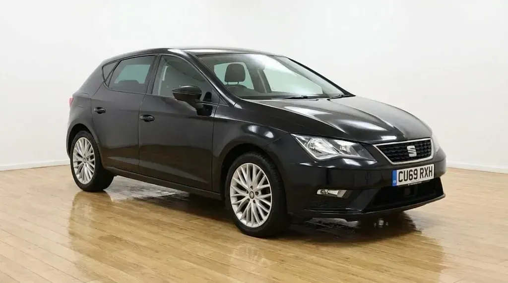 Second-hand Seat Leon SE Dynamic 130 CP (95 kW) 2020 Negru Hatchback