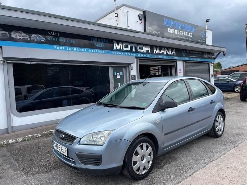 Blue Used 2006 Ford Focus Hatchback | £995 (Good price) - Image 1/4