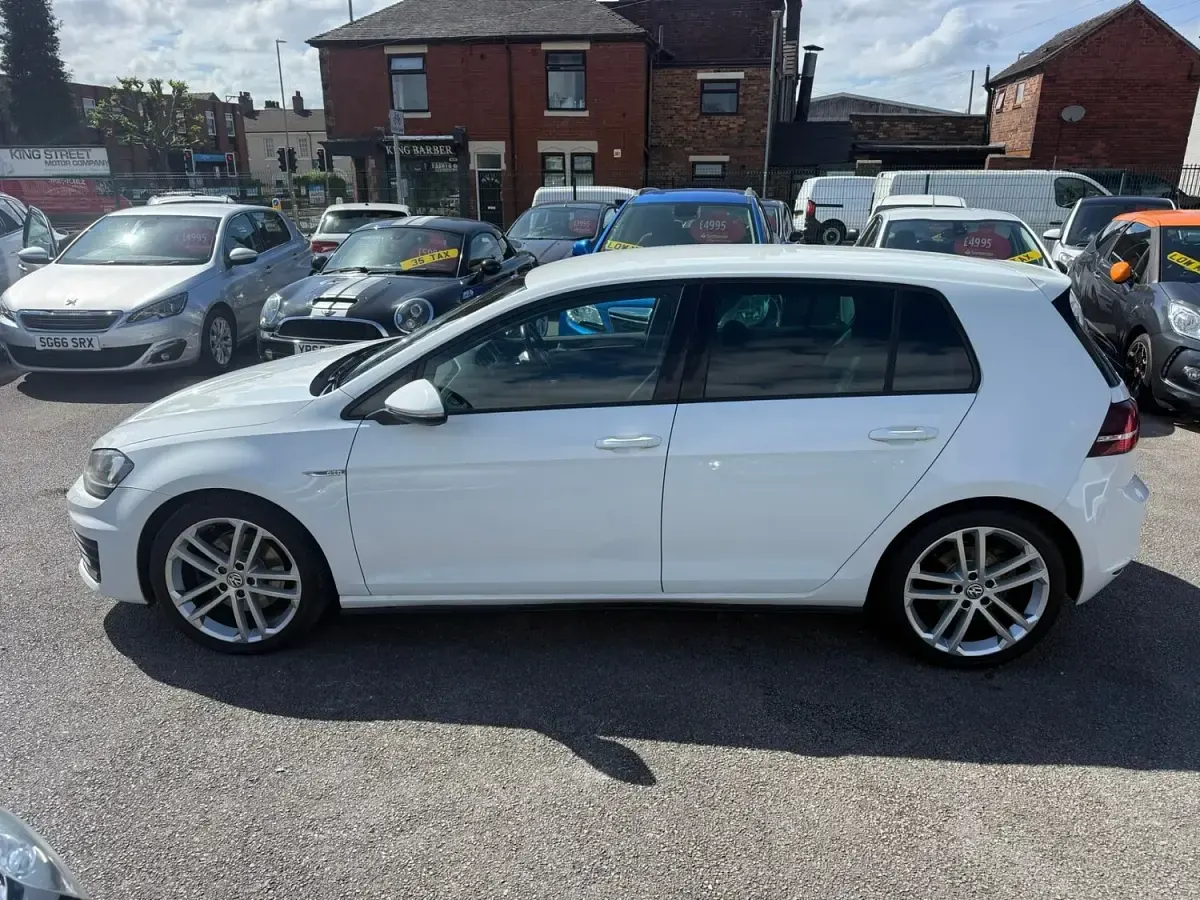 Used VW Golf VII GTD 181 HP (133 kW) 2014 White Hatchback