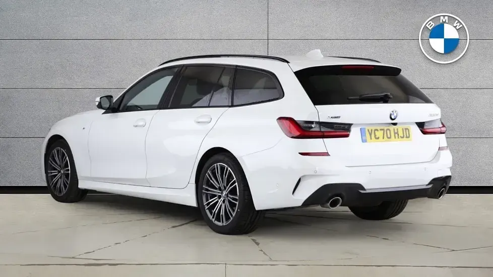 Used BMW 320 M Sport 187 HP (137 kW) 2020 White Estate